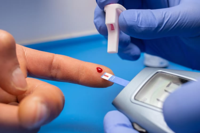 Andalucía lidera la integración de datos de monitorización flash de glucosa en la historia clínica digital para personas con diabetes