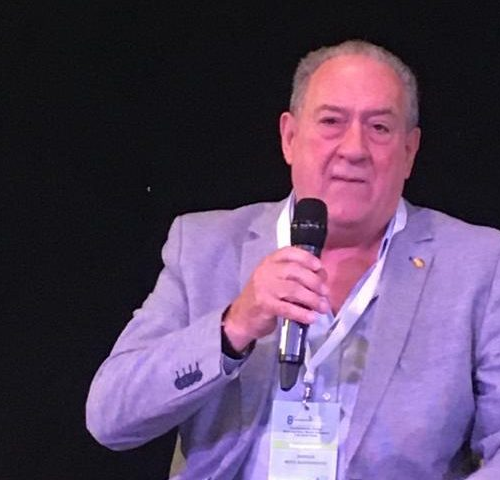 Enrique Moya será nombrado presidente de Honor del Ilustre Colegio Oficial de Veterinarios de Málaga