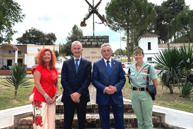 El Colegio de Enfermería de Málaga participó en el CIV aniversario de la Legión