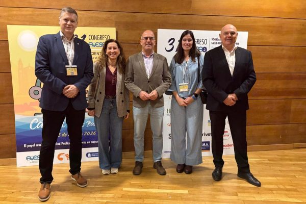 UPROSAMA refuerza su compromiso con la salud pública veterinaria en el 31º Congreso Nacional de AVESA